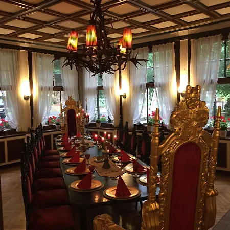 Koenigreich Romkerhall 호텔