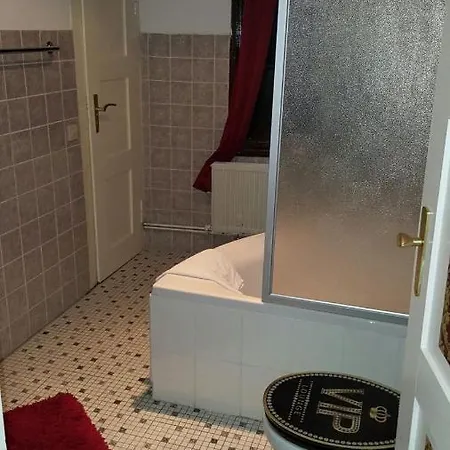 Hotel Koenigreich Romkerhall