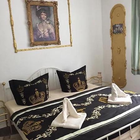 Koenigreich Romkerhall * 슐렌베르크임오베르하츠