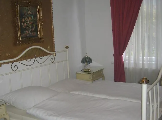 Hotel Koenigreich Romkerhall